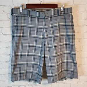 Men's Nike Dri-Fit golf shorts, size 34